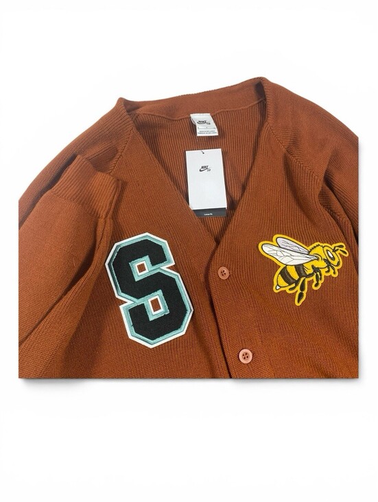 Nike Other - Nike SB Men's Small Brown Knit Cardigan Sweatshirt with Bee and 'S' Patches, NWT
